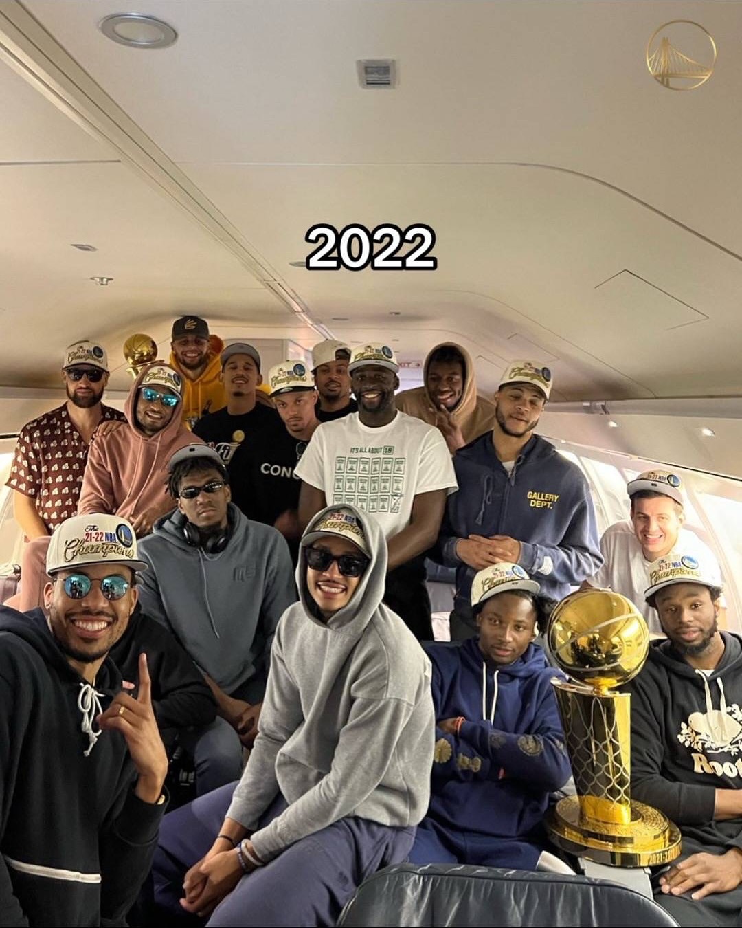 也已经物是人非了。我的观赛搭子 ​​​