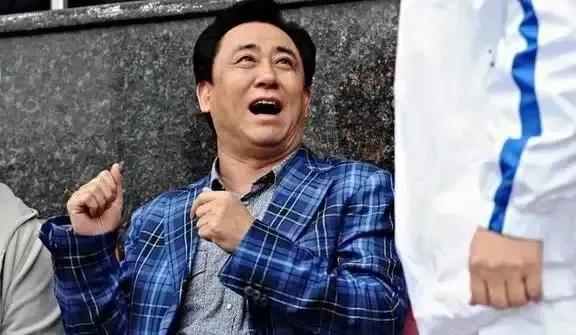 为什么许家印不通过直播带货赚钱还债?

罗永浩直播带货还清6亿大概花了3年时间，