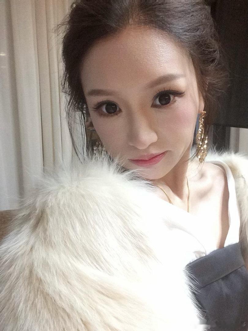 新妆容，这不挺好吗 ​​​
