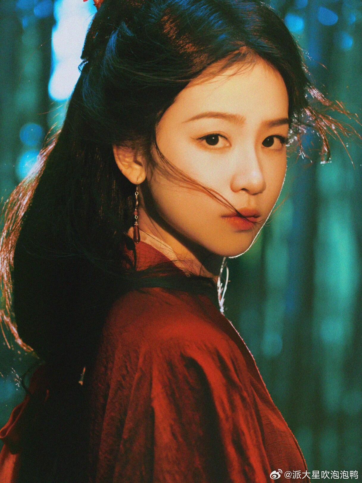 刘梦芮新剧暴力萌妹太对味了刷到刘梦芮演的昭翎公主，直接被戳中萌点！ ​​​