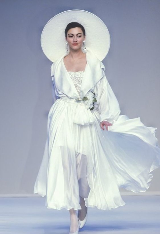 Nina Ricci S/S 1990 | 一眼沦陷的梦幻优雅 