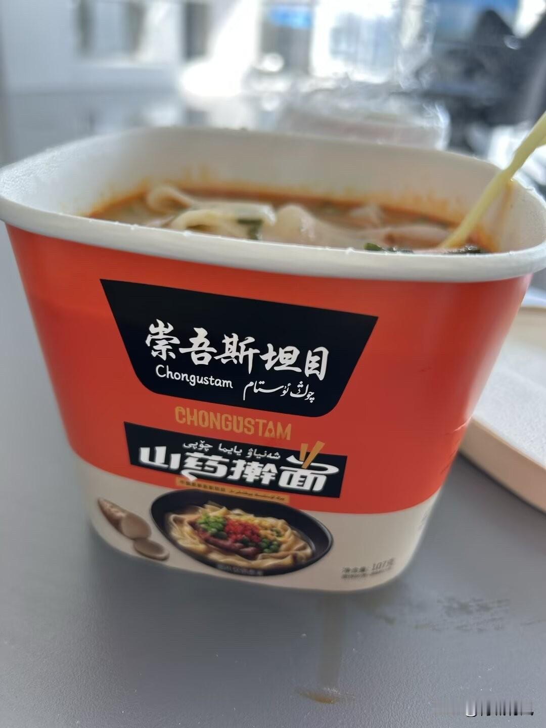 人到五十，走过半生，回头想想，好像一辈子没为自己好好活过。
没做出什么轰轰烈烈的
