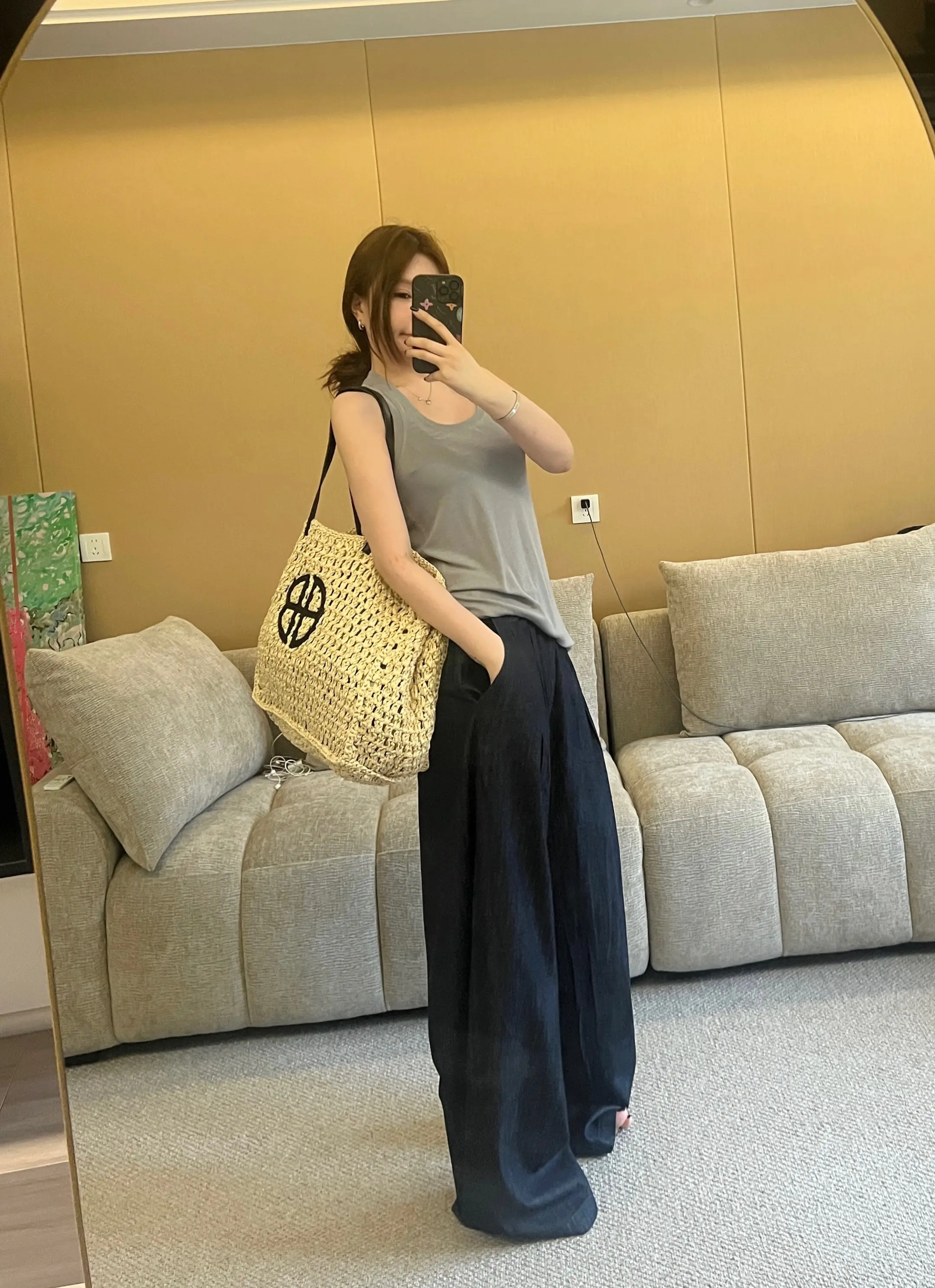 大裤腿的慵懒。