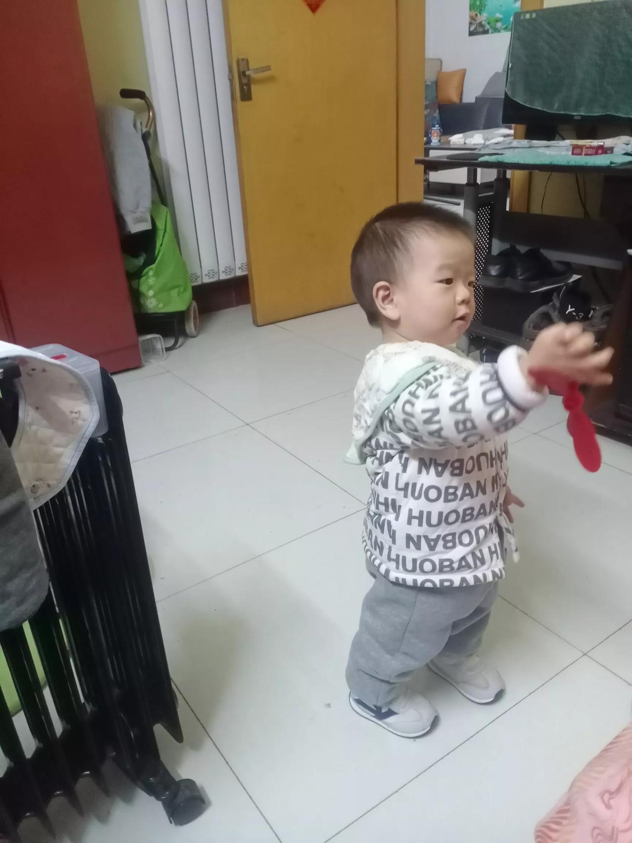 小小的小孩👶🏻