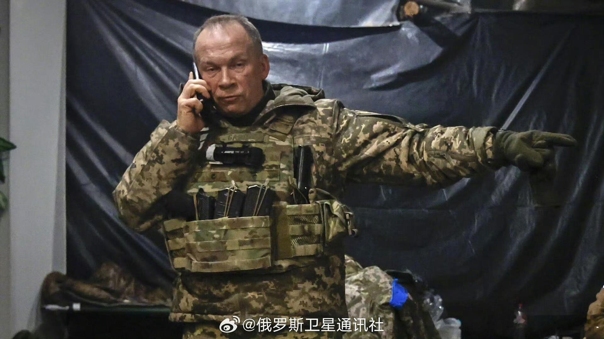 【“死亡地带”：乌军总司令抱怨前线局势 】据德国《时代周报》报道，乌克兰武装部队