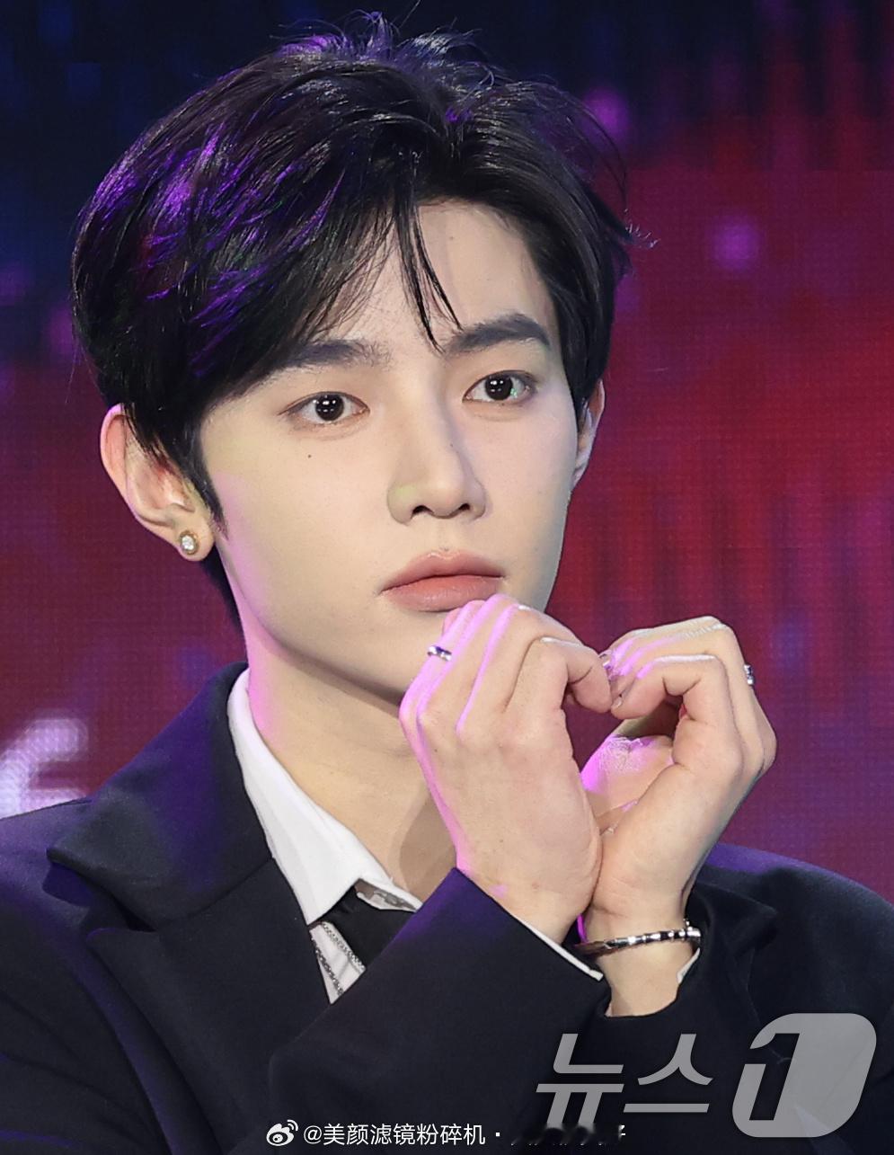 ZB1章昊，韩维辰，金奎彬，金泰来，金地雄，成韩彬，Ricky，石马修，朴乾煜今