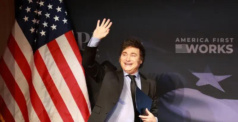 如何看待阿根廷总统米莱所在政党赢得该国2025年10月的中期选举？
当地时间26