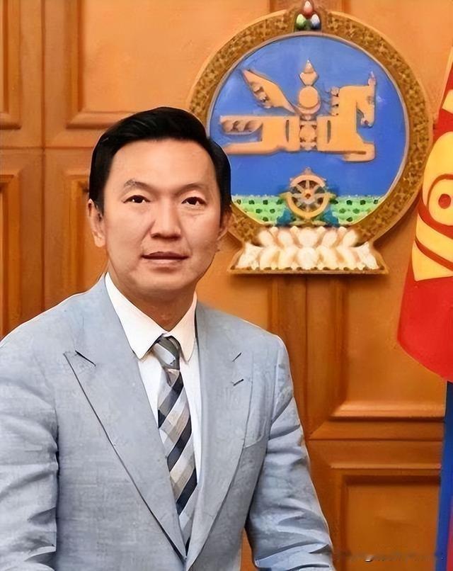 蒙古新总理，访日收获满！

真是铁打的蒙古国，流水的政府总理，眼见着时间不长，总