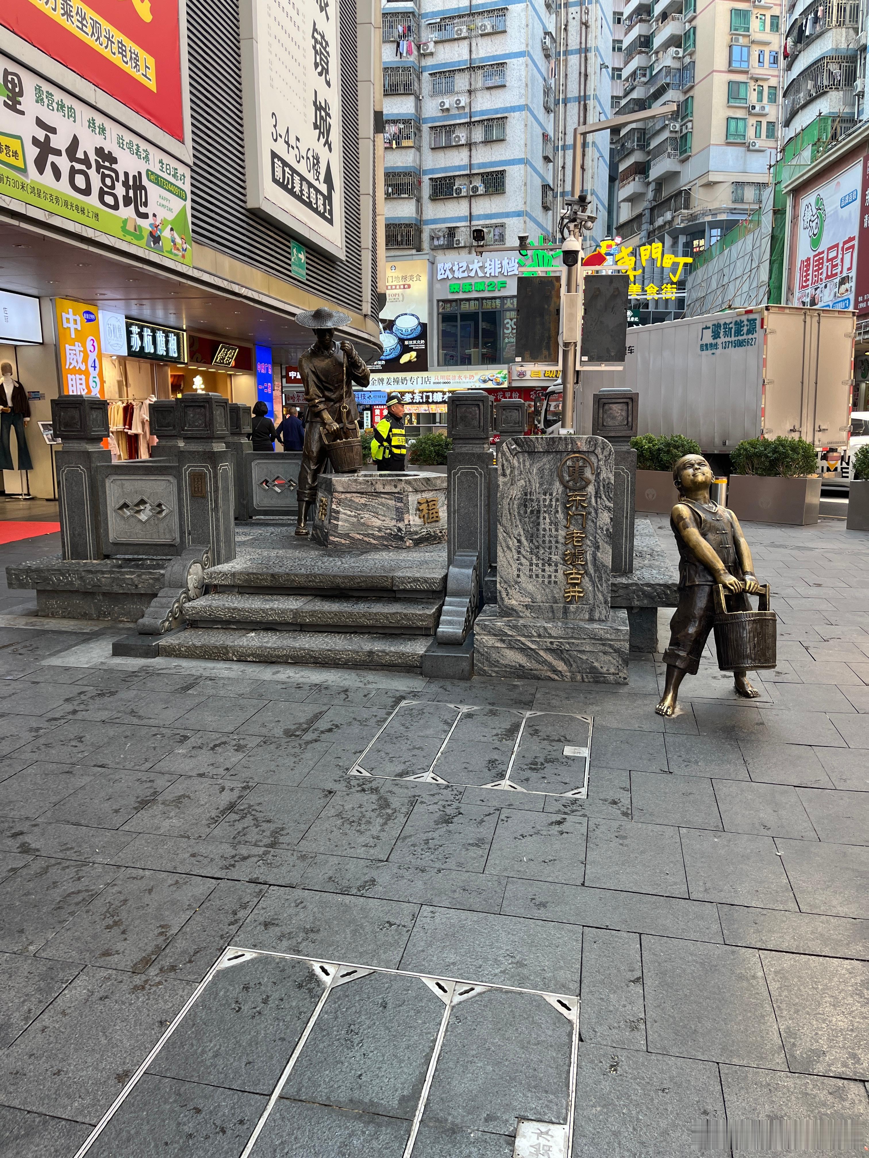 几天不见队友，好像变帅了。娜扎 有福气的人都不上镜娜扎真的太温暖了。 