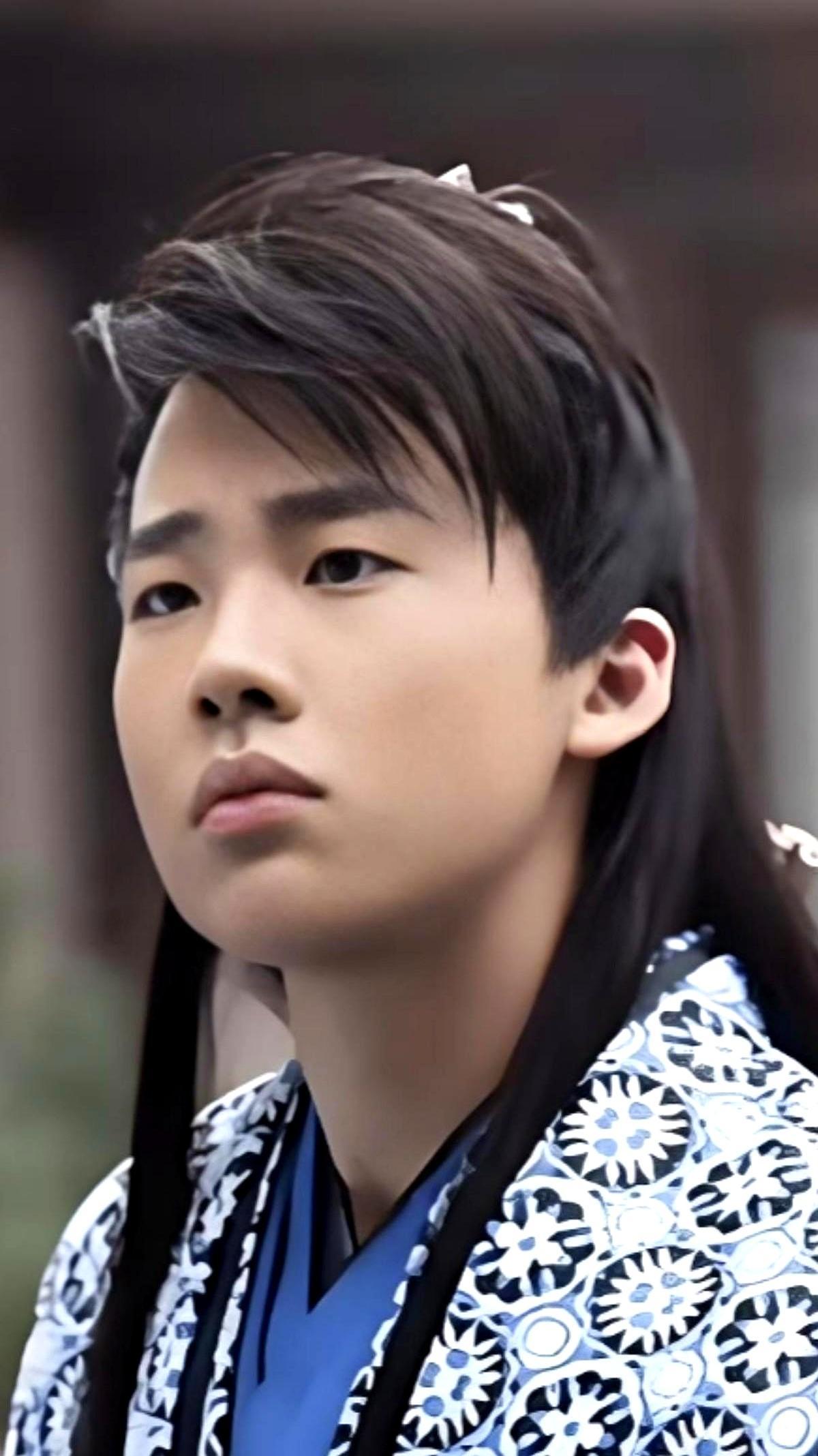 郭麒麟拒演范思辙，背后是可怕的37%。
 
这个数字不是片酬，而是一个算法模型算