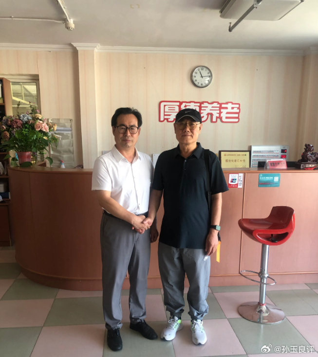 迎著名书法家刘绍文文|孙玉良 2025年7月5日上午，著名书法家、中国榜书书法家