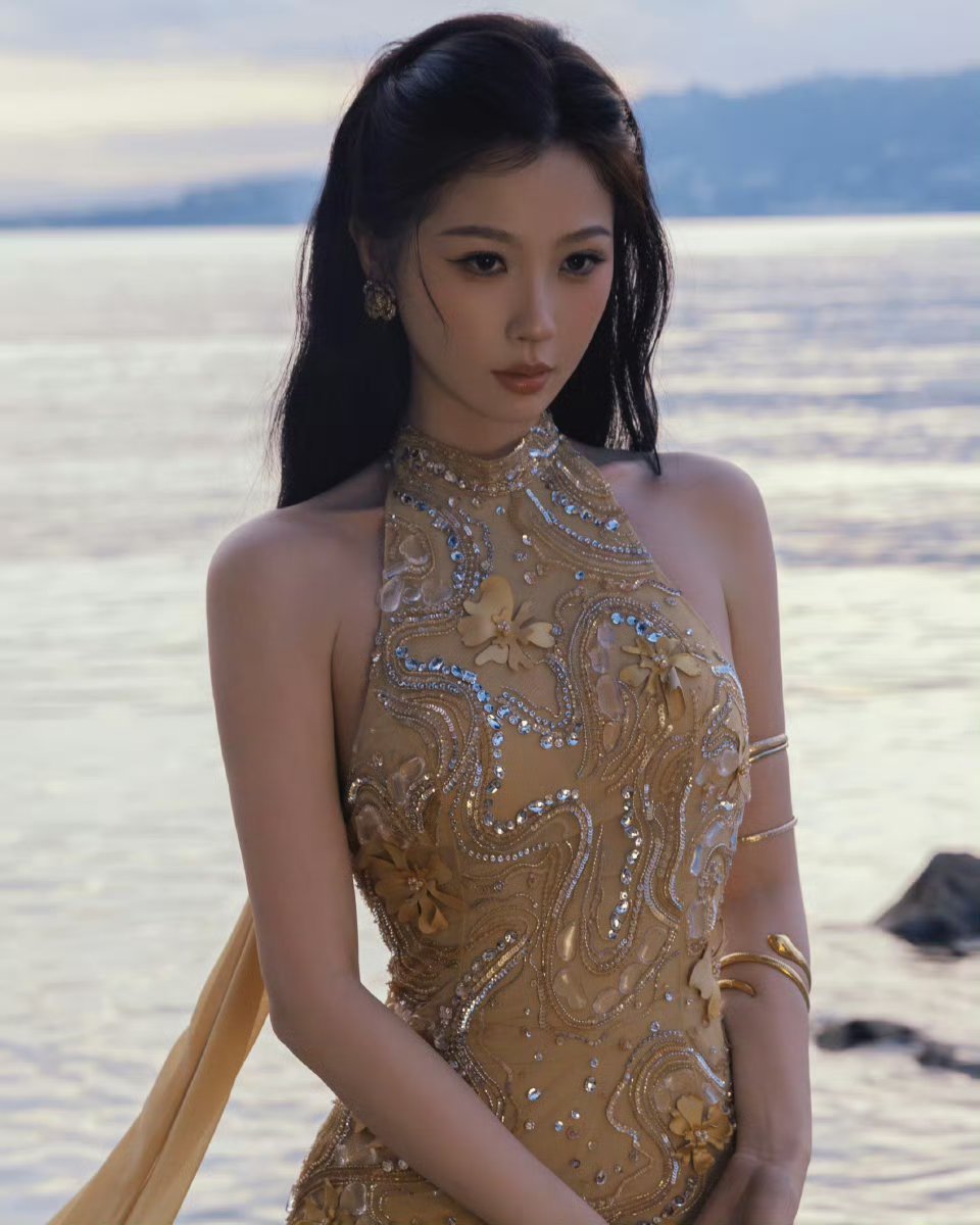 真的假的？戛纳ai好像只有🐟一个人穿的很隆重？回来还自己买热搜