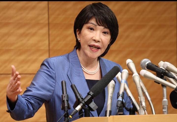 现在的国际政治界越来越有趣了，艺术氛围是相当浓厚，乌克兰来了个影帝做总统；日本直