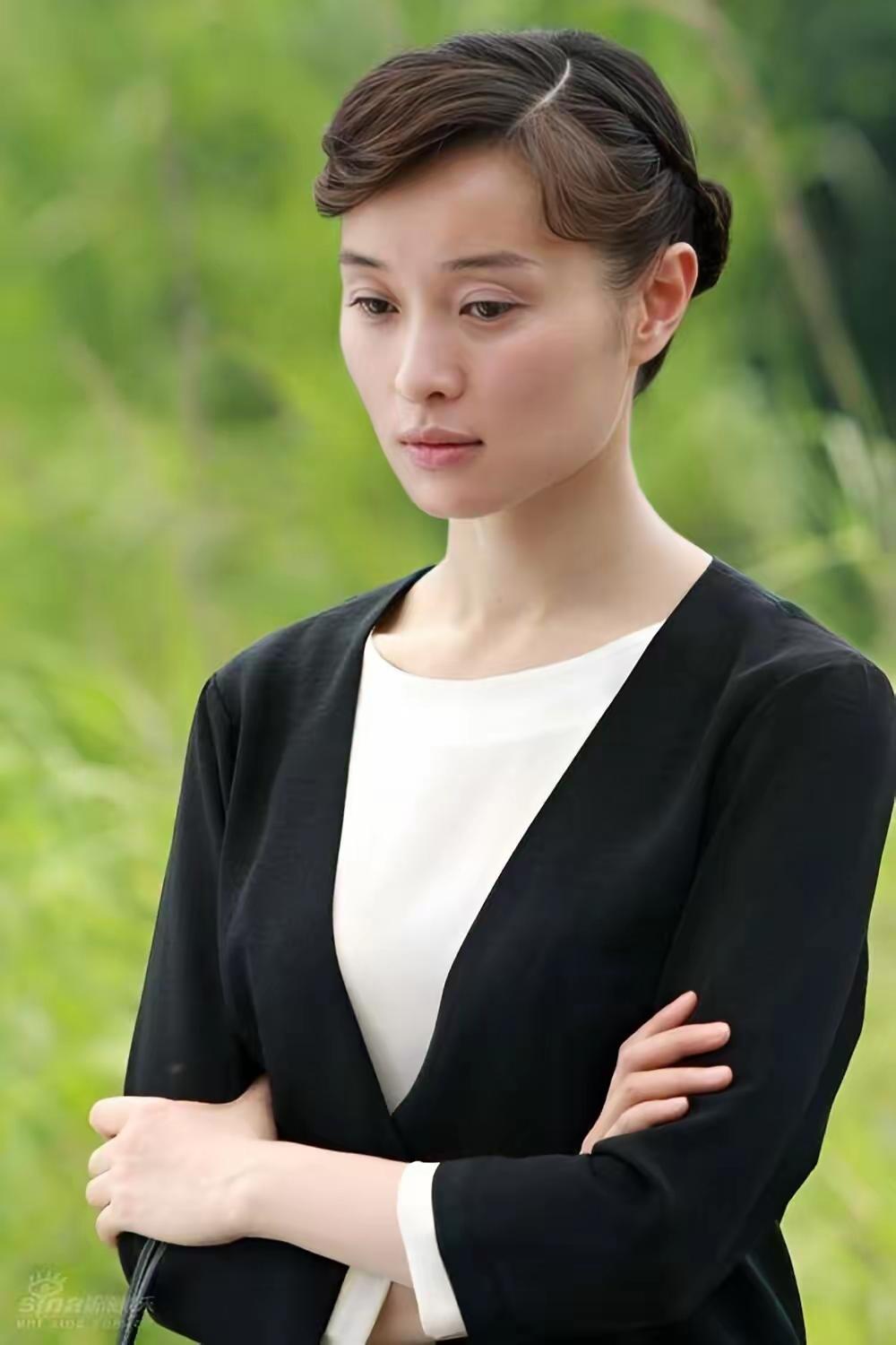 吴越属于清纯美女，眼睛里不含杂质，气质好超群[比心]