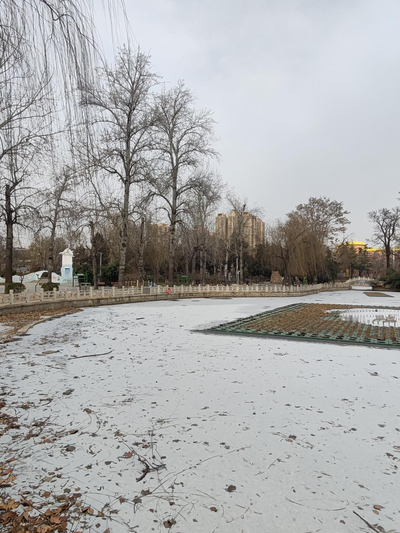 操该操的心，帮该帮的忙。在过好自己生活的前提下，尽力去帮衬孩子。倘若自己的日子都