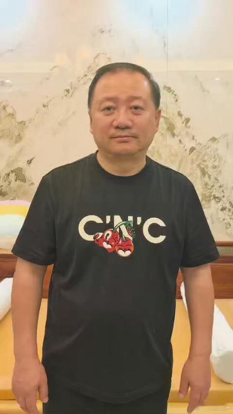 从乡爱18到象牙山无缝笑场过年还得看赵家班乡爱8番过年就得看赵家班才够味！中午刷