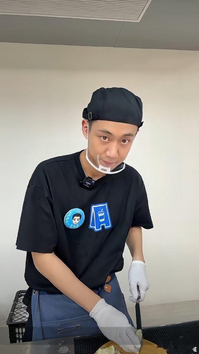 高至霆内娱黑工七子改名七星高燥 七星高燥正式诞生！从黑工的无奈到合伙人的坚定，这