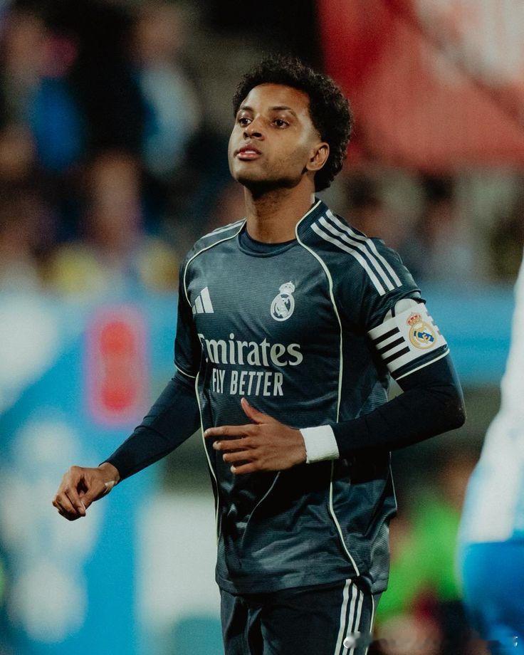 【马卡】罗德里戈已经完全恢复了信心，现在被认为是球队中非常重要的球员。马竞vs皇