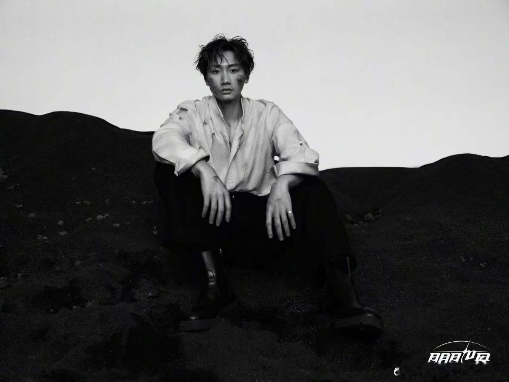 汪苏泷新专辑有20首歌汪苏泷明日世界是双张专辑 听说有二十首歌的时候我下巴都快掉