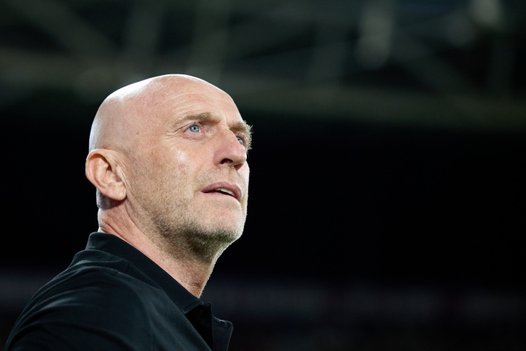 莱万特主帅：必须更努力才能拿到积分 不想把注意力放在裁判身上