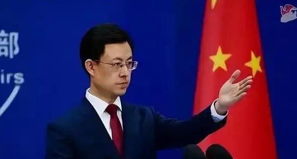 中国外交部发布严正声明，

4月21日，针对日本放宽武器出口、高市向靖国神社献祭