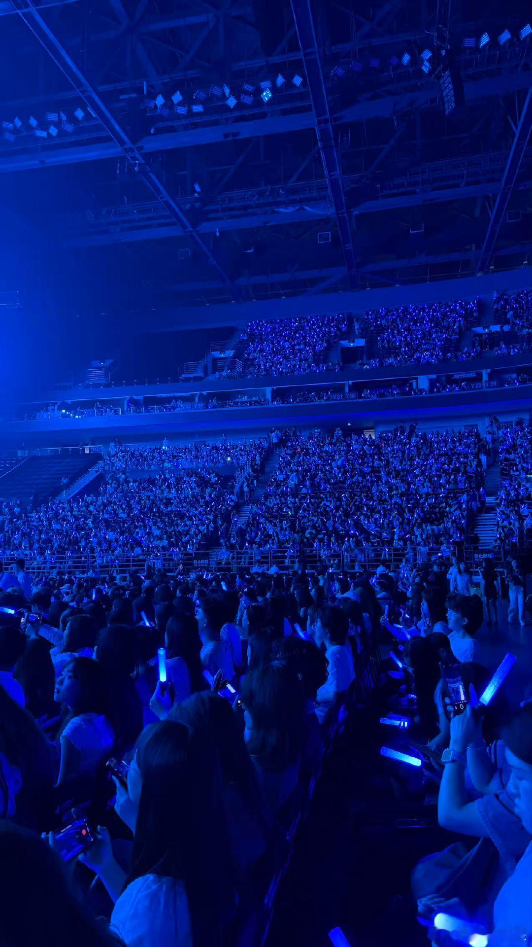 tizzyt北京演唱会上座率 奔赴北京赴这场音乐之约！TizzyT演唱会座无虚席