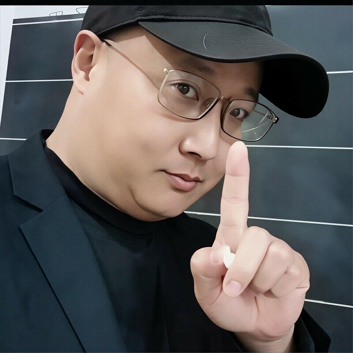 虎哥的哪个照能代表岁月静好？回忆读书时代的青涩时光 
88级中师生，一晃快40年