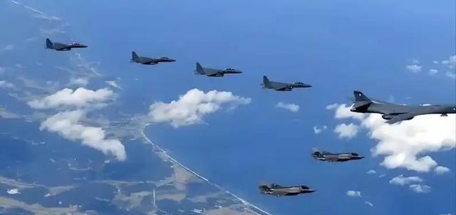中国曾首次以“武力”威慑美国！面对特朗普批准新一轮对台军售，中国不再停留在口头抗