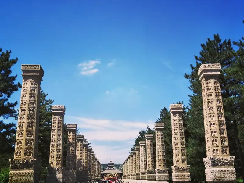 想去大同玩三天，这条精华路线闭眼冲！

第一天来一场宗教艺术与建筑奇迹之旅。早点