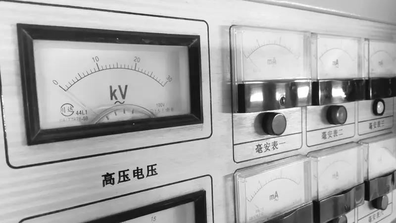 全域800V高压平台拒绝“伪800V”，充电速度大幅提升，缓解“里程焦虑”。