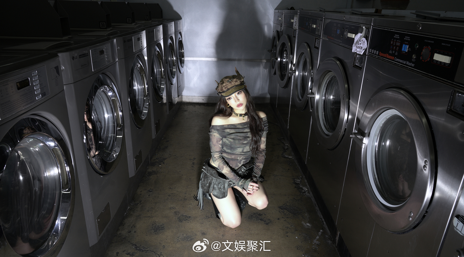 看VaVa的老照片梦回2017、VaVa的老照片信息量好大被VaVa老照片勾起回