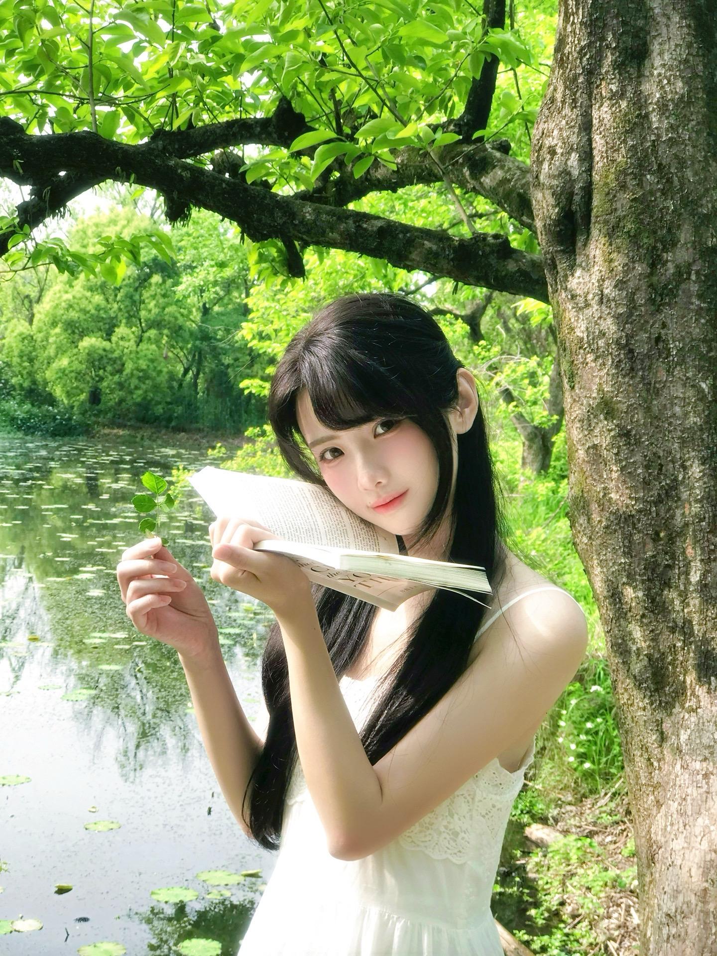 我别无所求 只想被阳光晒透。