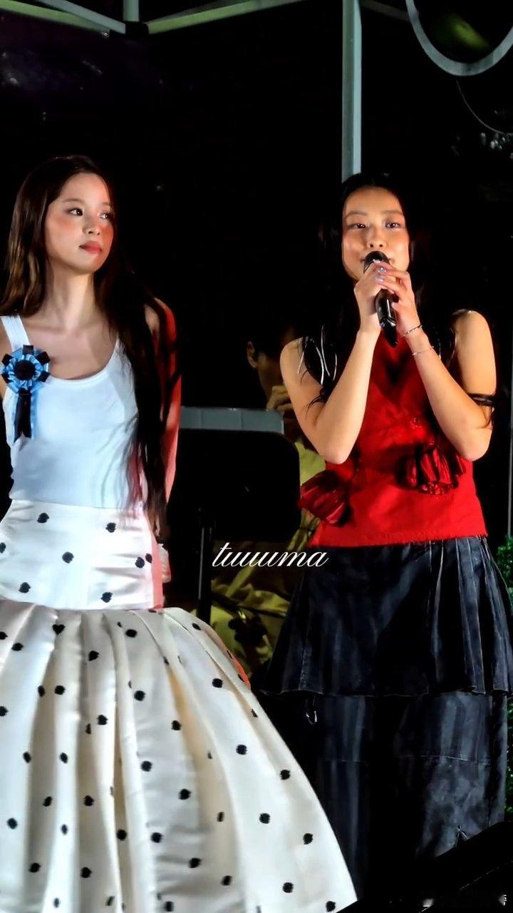 欧阳娜娜欧阳娜娜和陈奕迅女儿合唱欧阳娜娜演唱会嘉宾陈康堤 欧阳娜娜演唱会嘉宾陈奕