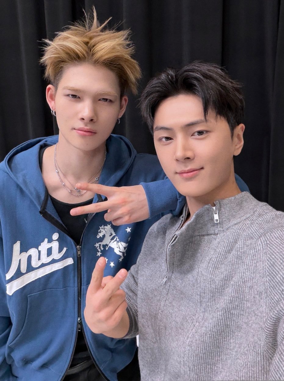 西村力 260420NI-KI给Jay的生日留言和礼物🐣：生日快乐！要多吃好吃