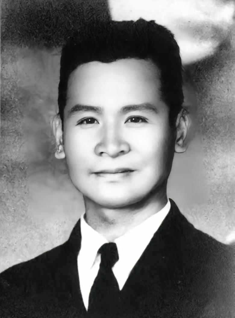1951年，特务招供南京雨花台埋着一位被活埋的大人物，挖开时所有人愣住了！
 