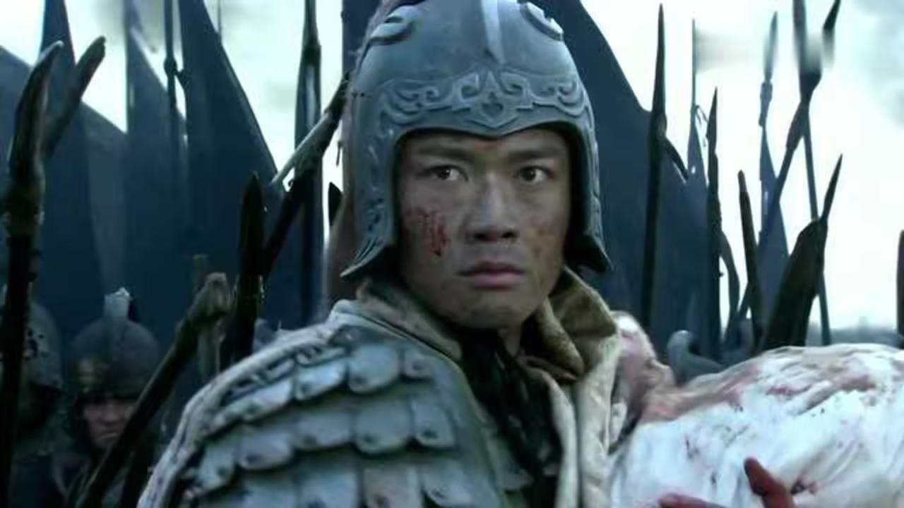 那一年是公元228年，赵云六十开外。 
 
"我老了"这四个字从他嘴里说出来，有