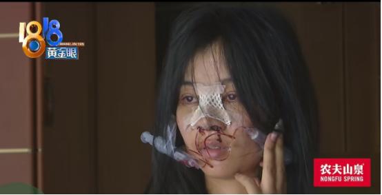 浙江杭州，一女子右手患血管瘤，治疗需要20多万，她为了挣钱治病，去一家KTV面试