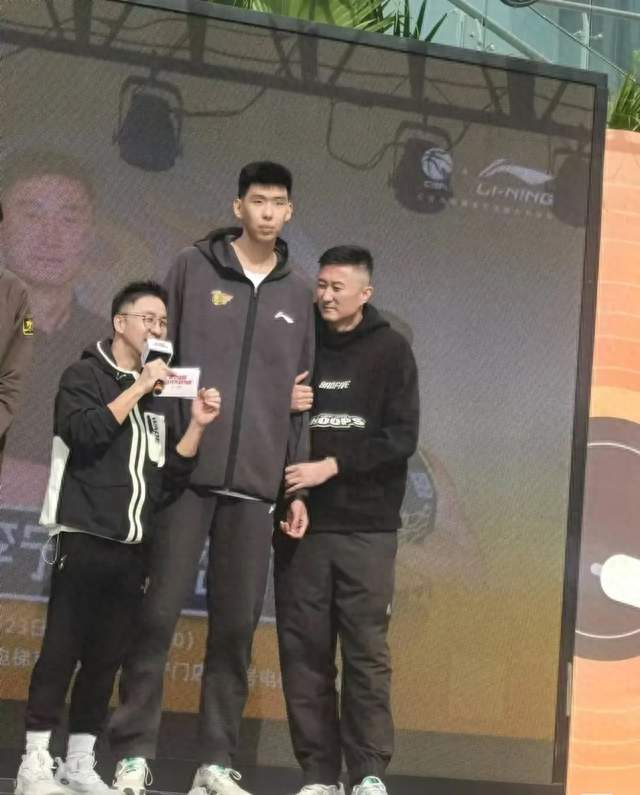 留洋梦遗憾落空！男篮新星徐昕正式无缘新赛季NCAA联赛，都是约束