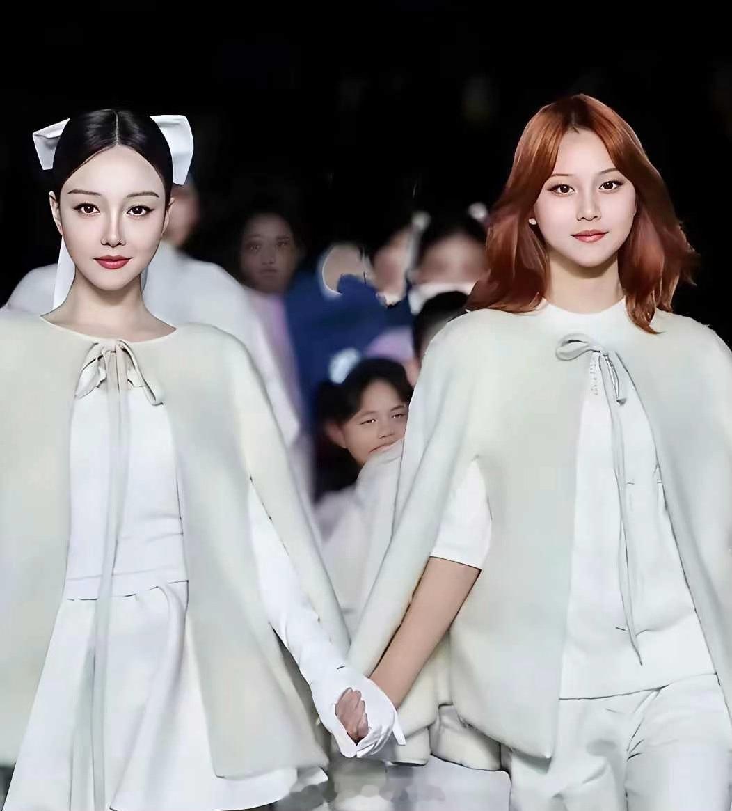 医美真可怕，妈妈竟比女儿年轻 