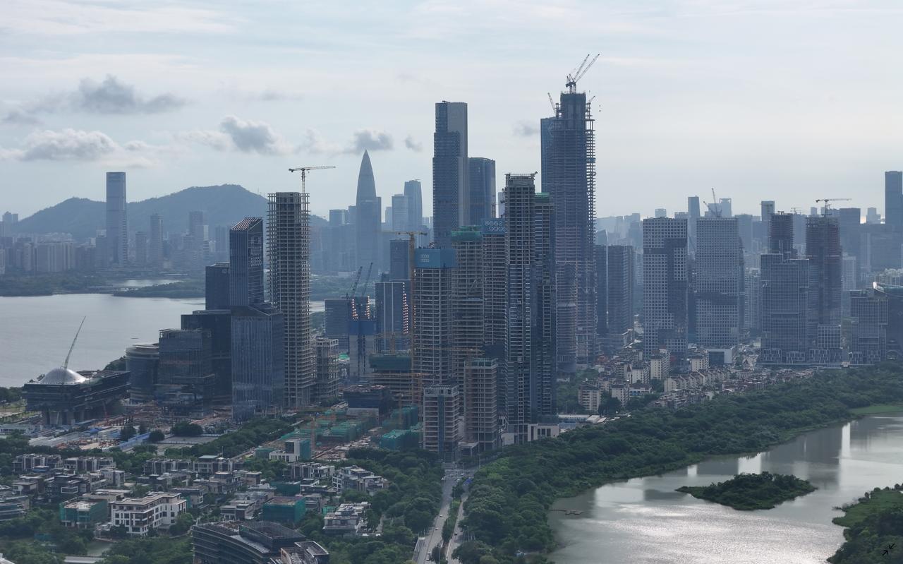 发现没？深圳又大手笔投入120多亿元在宝安区燕罗街道开工建设礼鼎半导体第二园区项