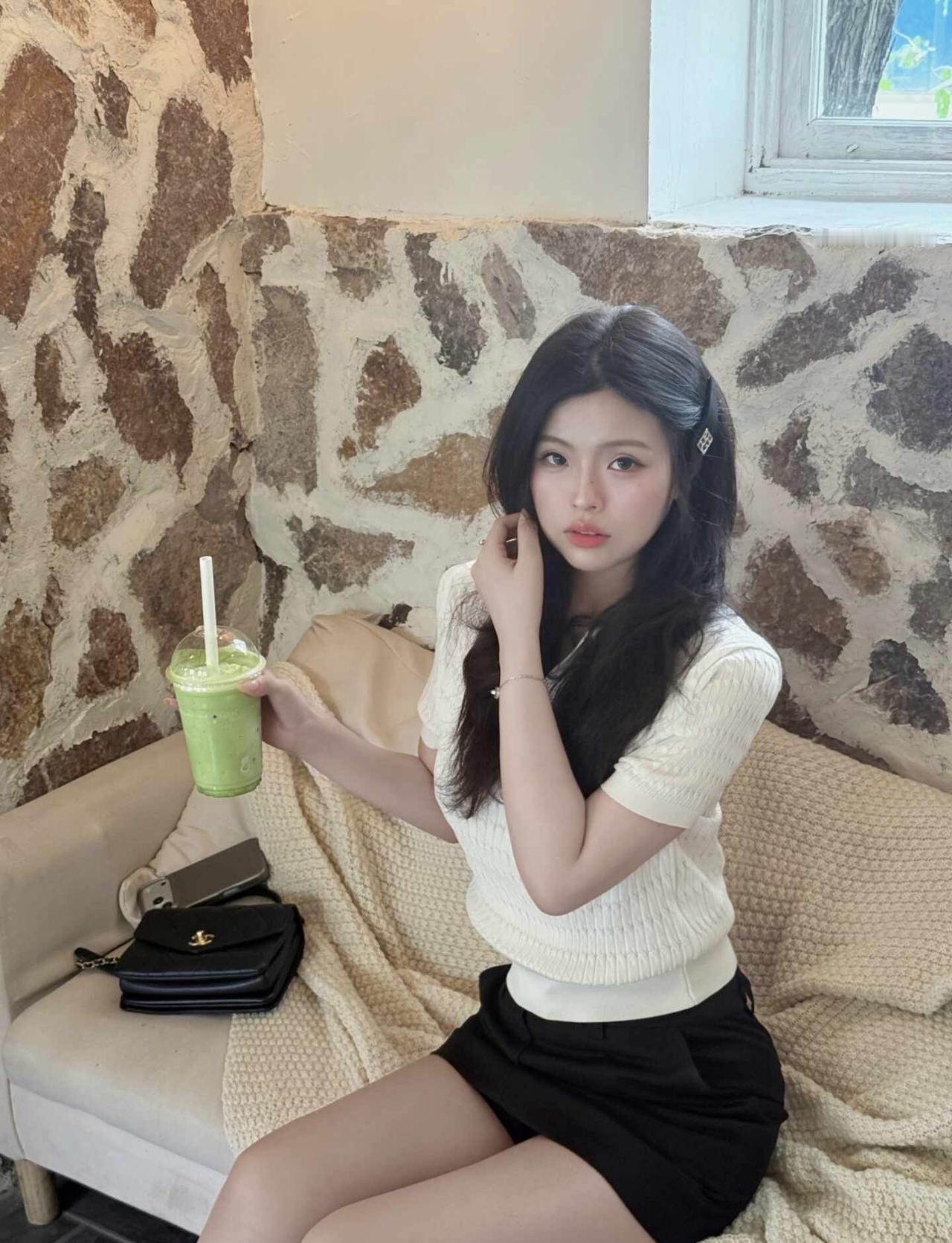 池州女教练吃吃吃日常
我宣布野深小院是最适合减脂人的食堂哈哈哈健身私教 健身私教