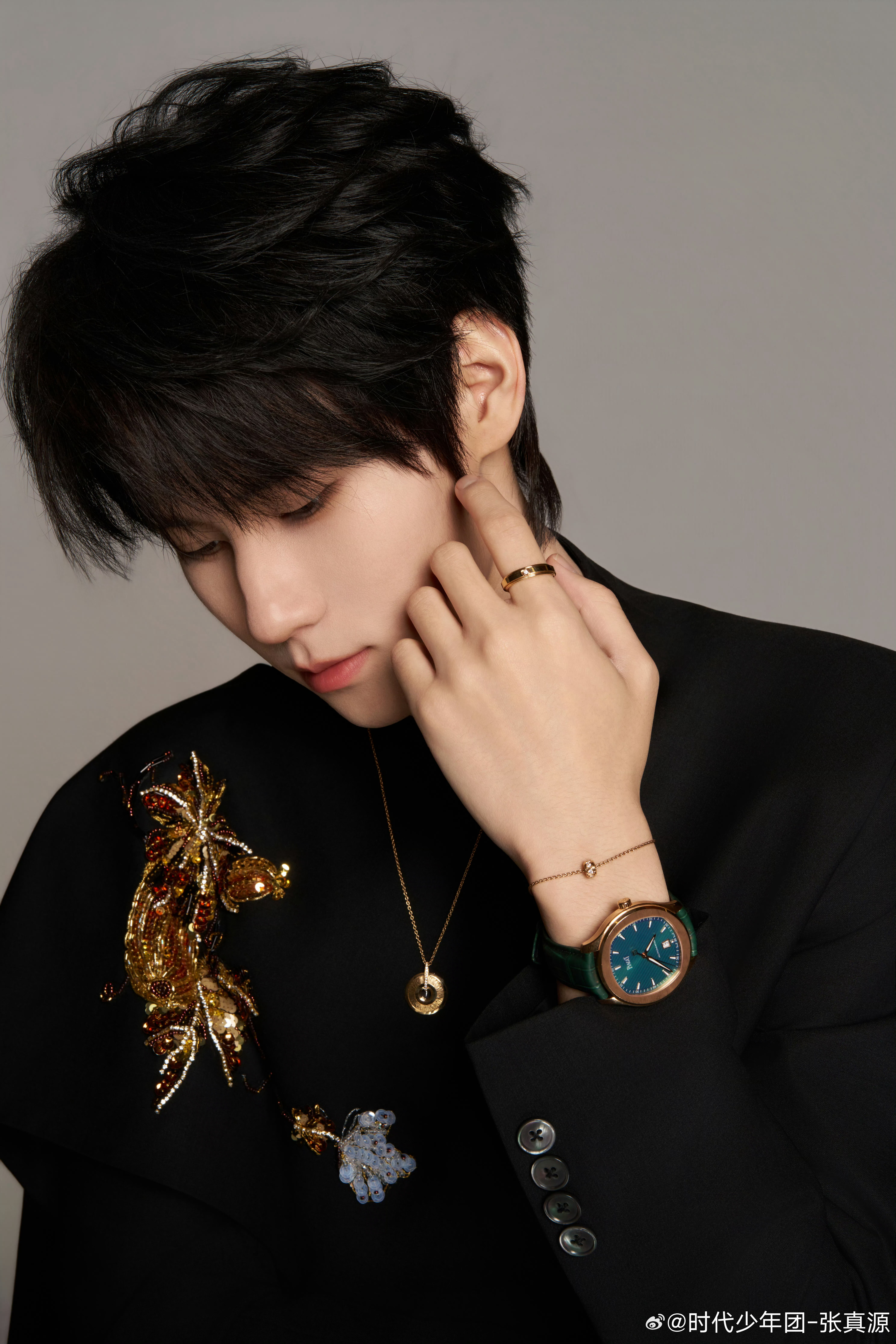 张真源✖️PIAGET 全新营业造型大片 📷风格大赏