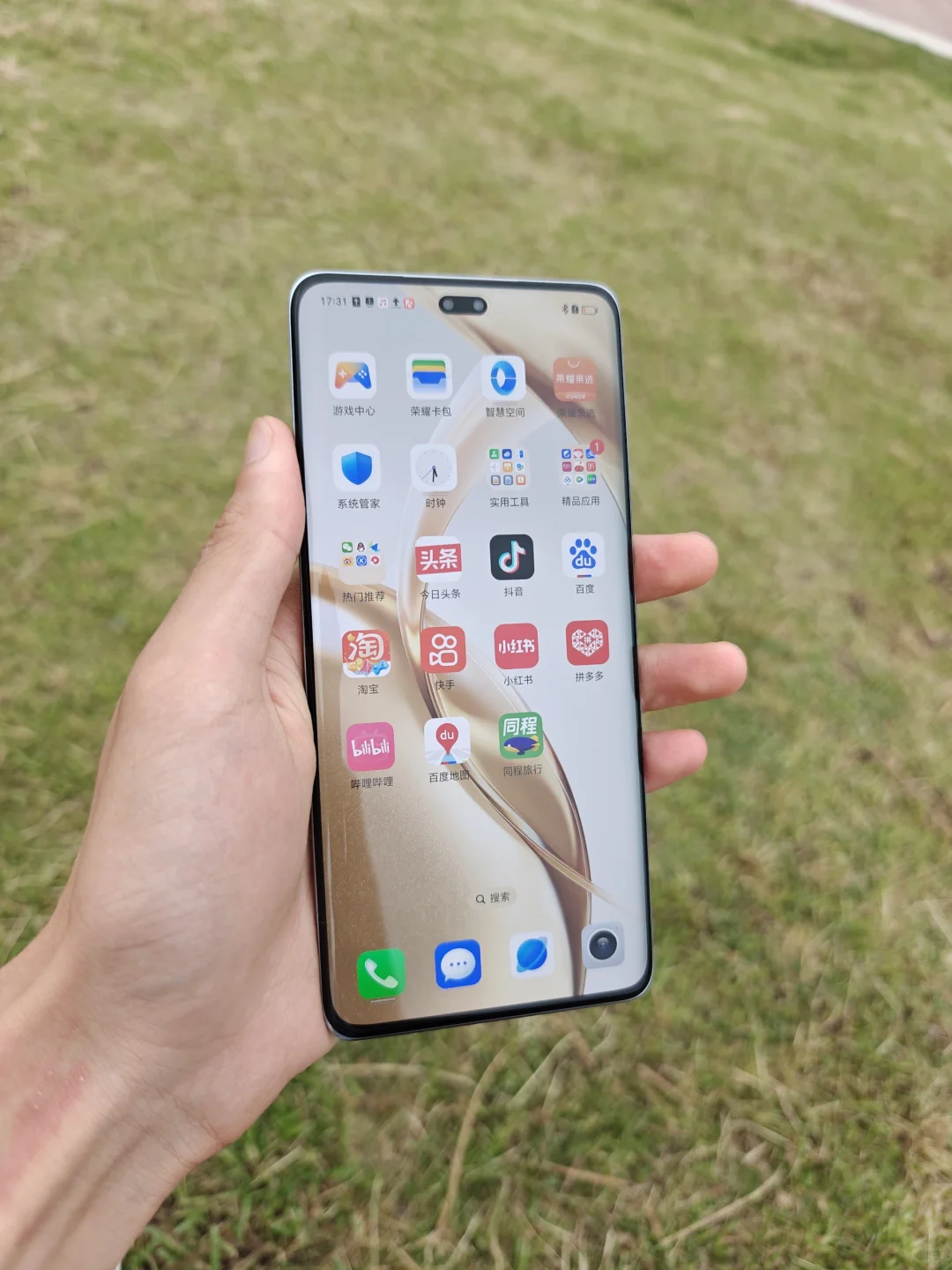 荣耀200Pro这么好用居然不火？
什么时候大家都变成了参数党，这机子的亮点你们...