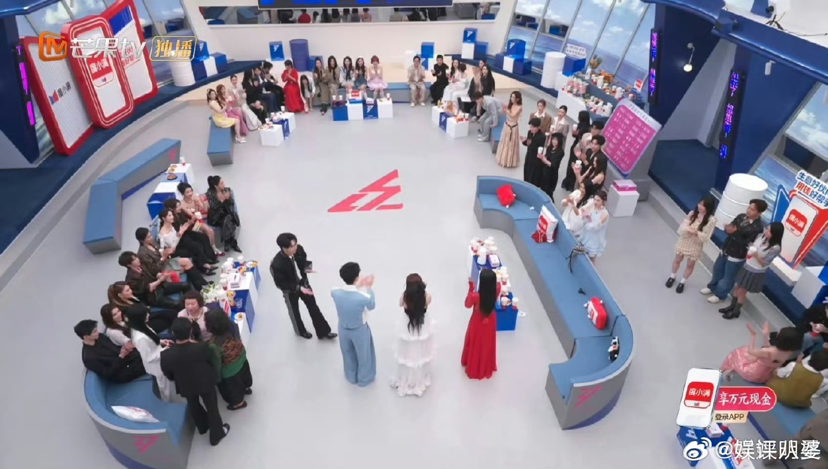 昨晚浪姐直播这么多乐子谁懂啊!浪姐直播直接把姐姐们私下唠嗑全放出来，笑点密集到停