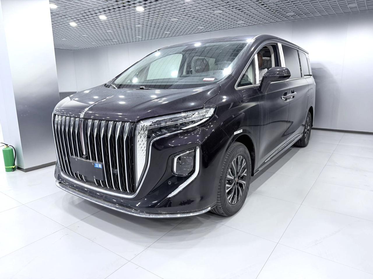 红旗 2024款 HQ9 PHEV 2.0T 四驱商务版 包牌落地22.98【来