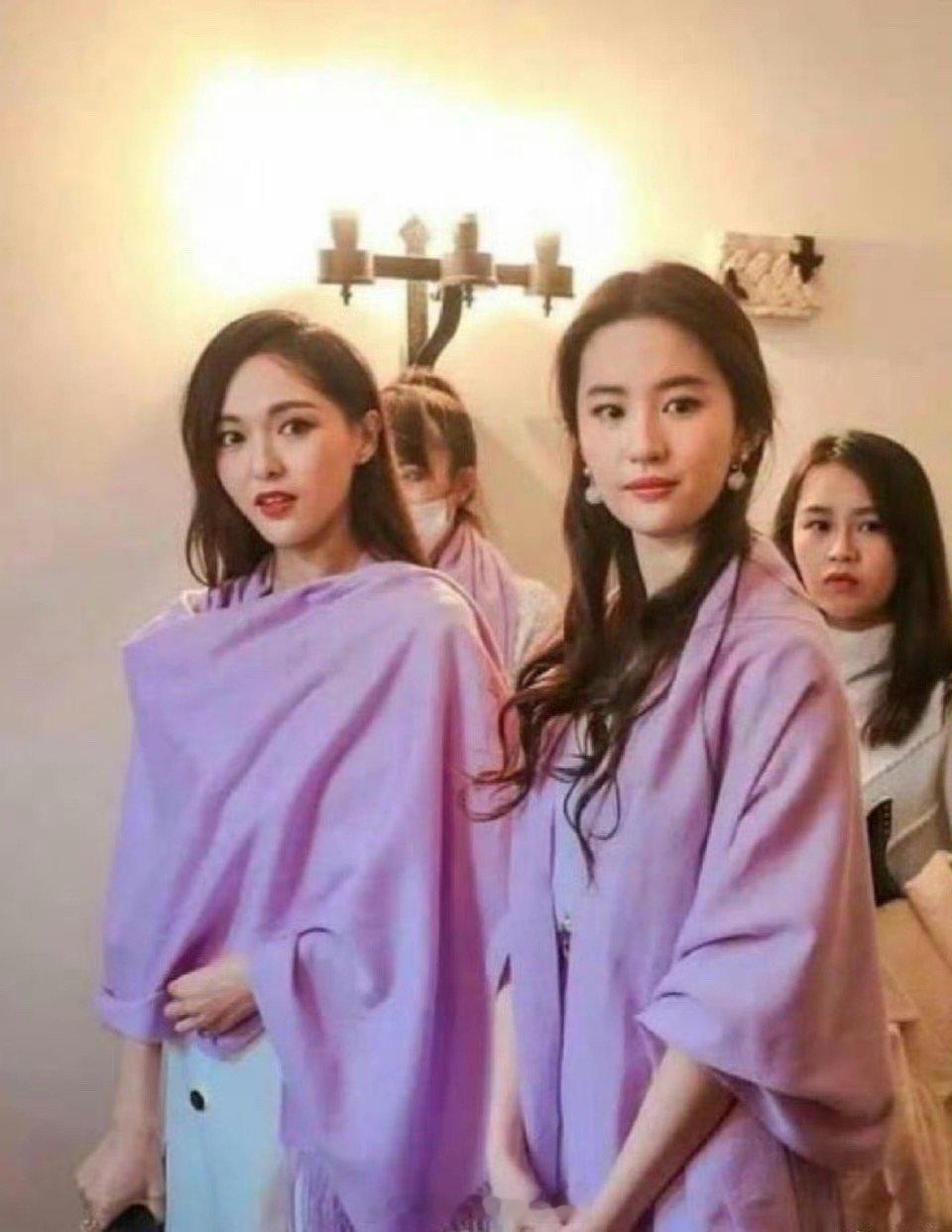 “刘亦菲第一次当伴娘” ​​​