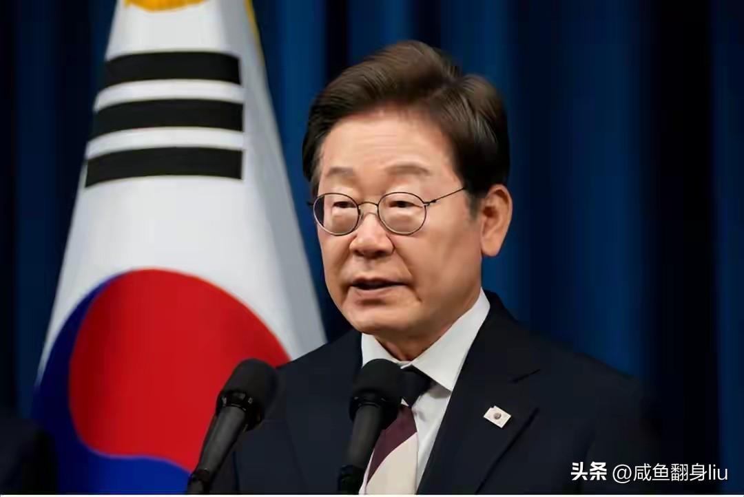 看到韩国全国上下对韩国队的痛批，我忽然对国足有点理解了，有点释然了。原来中国球迷