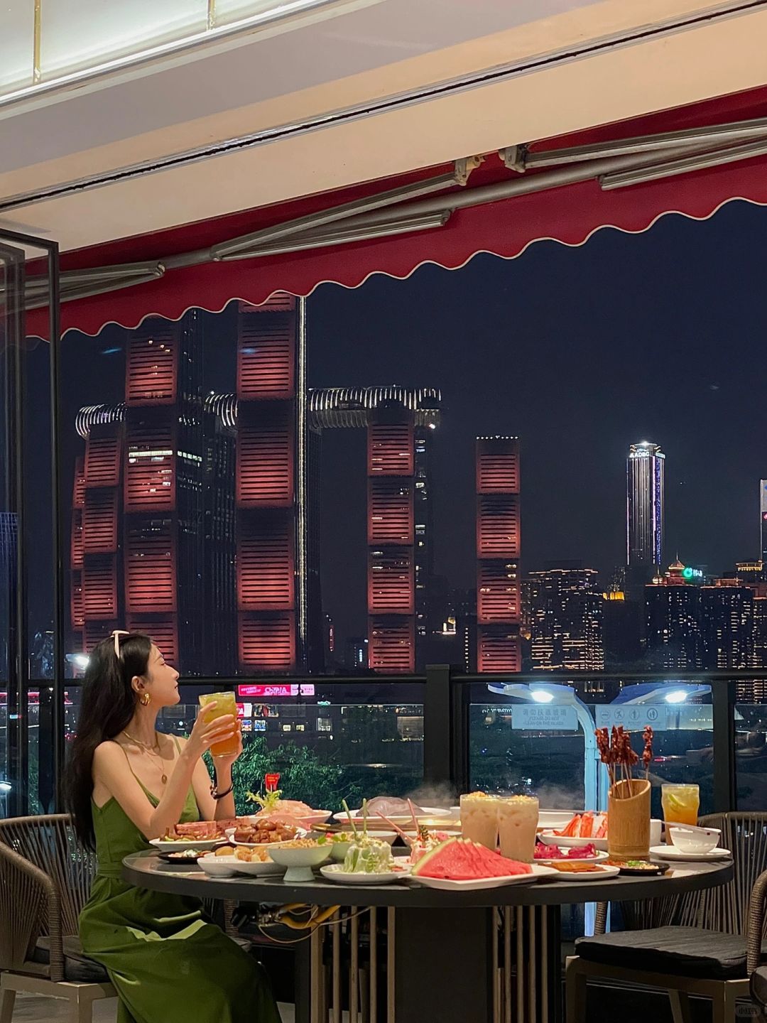 重庆绝美氛围夜景！谁懂啊！！