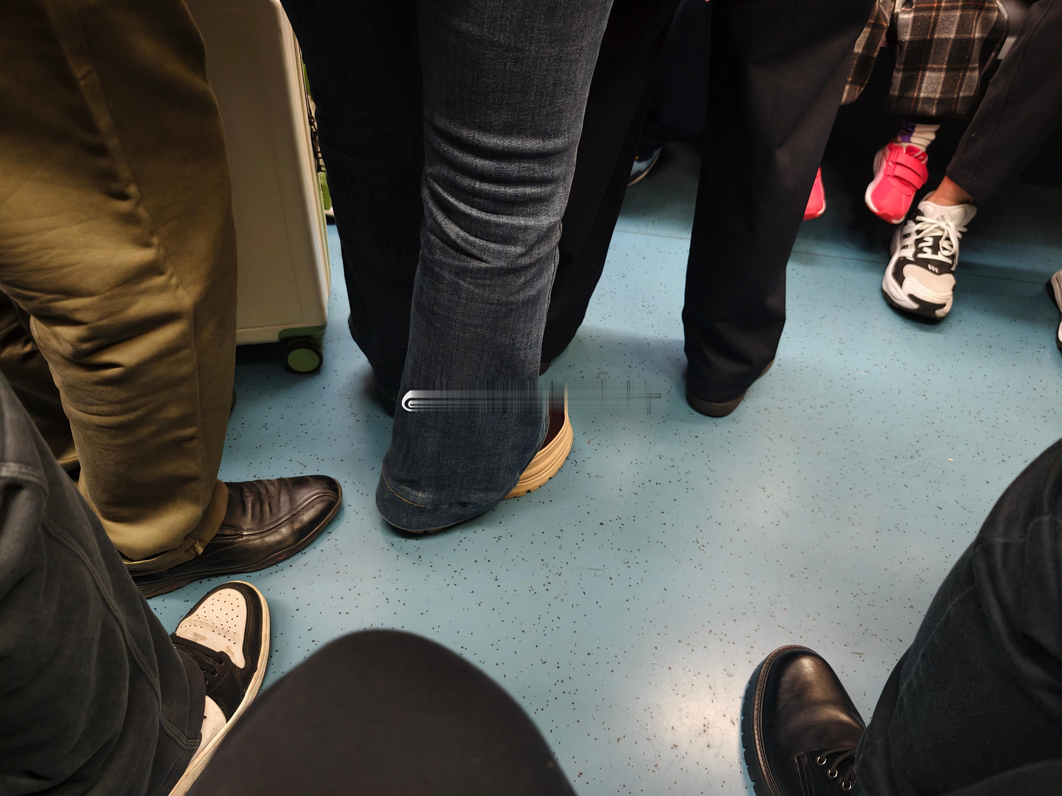 太幸运了我和居然能在跨年夜抢到死亡三号线的座位 广州·体育西路(地铁站)