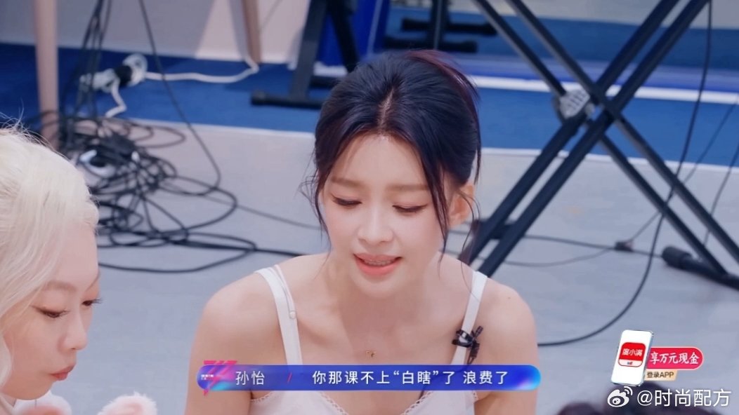 孙怡孙怡一卡传三代孙怡把英语卡当传家宝了 孙怡的喜剧人系列又更新了，心血来潮想学